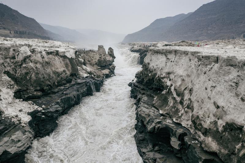 壶口瀑布重现壮丽景色，最新开放消息吸引游客热潮